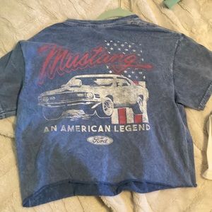 Cropped Mustang T-Shirt